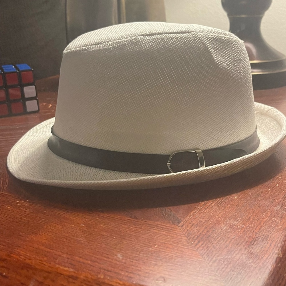 Stylish Cream Fedora with Black Band